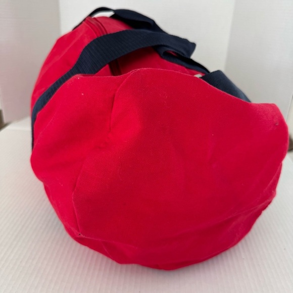 Tommy Hilfiger preppy Red and Navy Duffel Bag Sporty Design - Picture 4 of 7